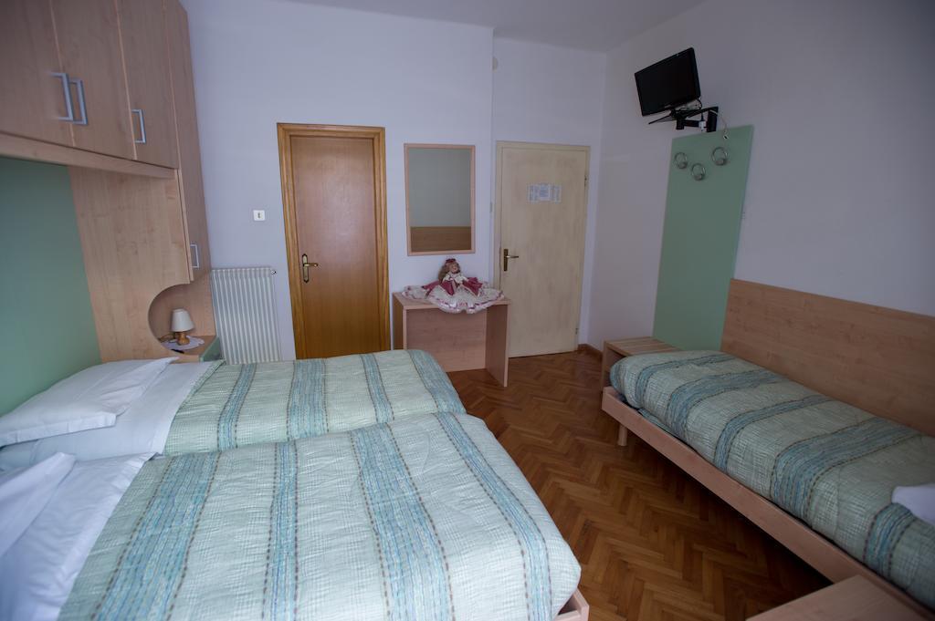 Albergo Italia Molveno Room photo